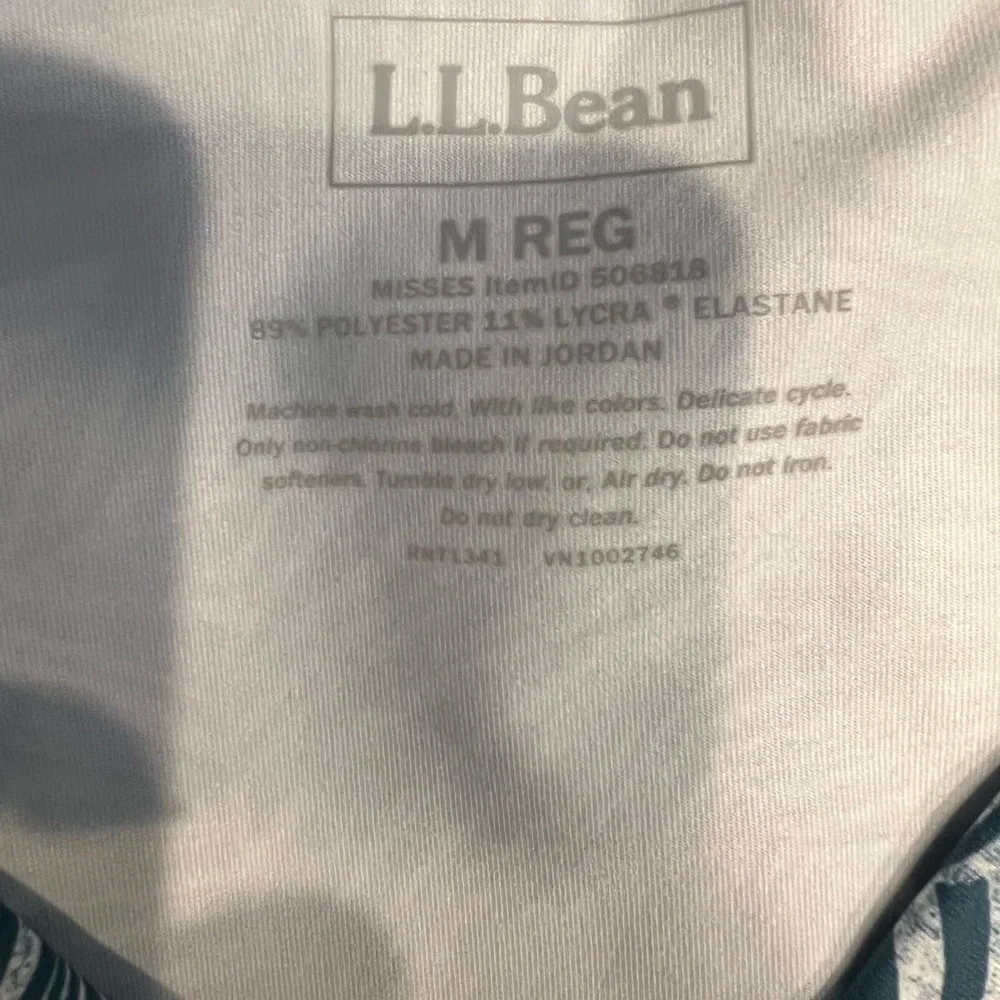 LL Bean Coastal Palm Leaf Print V-Neck Dress - Picture 5 of 6